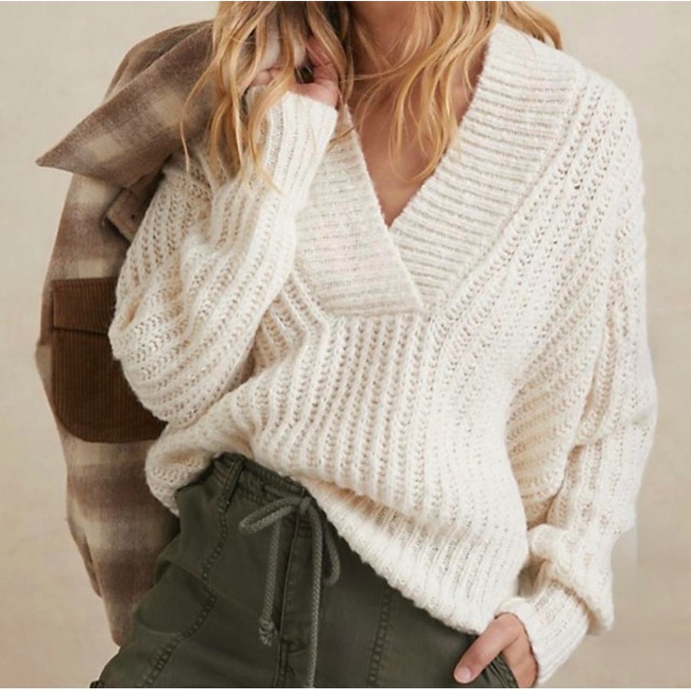 Pilcro Anthropologie Chunky V-Neck Pullover Cream Wool Blend SP